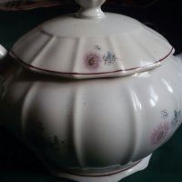 Ретро порцеланов чайник от 1937 година, снимка 3 - Други ценни предмети - 24634208