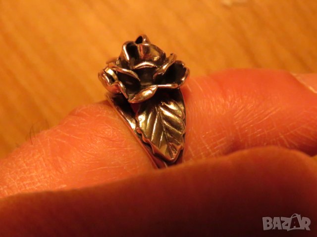 Дамски сребърен пръстен с роза - уникален модел  и невероятна красота - Внос от Щатите., снимка 2 - Пръстени - 24338988
