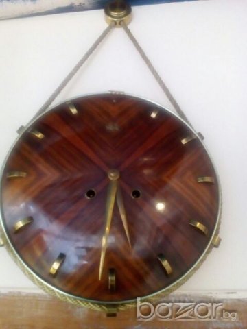 Лот от работещи стенни часовници с Гонг юнгханс янтар маяк и други