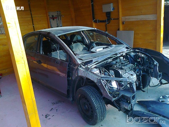 Citroen C4 1.4 16v на части !, снимка 2 - Автомобили и джипове - 13303416