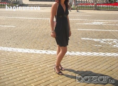 Бутикова черна сатенена рокля с гол гръб, снимка 3 - Рокли - 9170936
