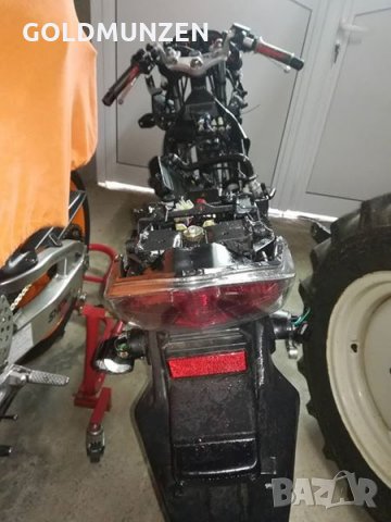 МНОГО ЧАСТИ ЗА Honda Cbr 125R , снимка 2 - Мотоциклети и мототехника - 18205854