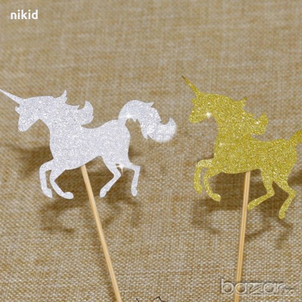 Пони Еднорог златист и сребрист брокатен топер клечка декорация торта парти украса рожден ден, снимка 1