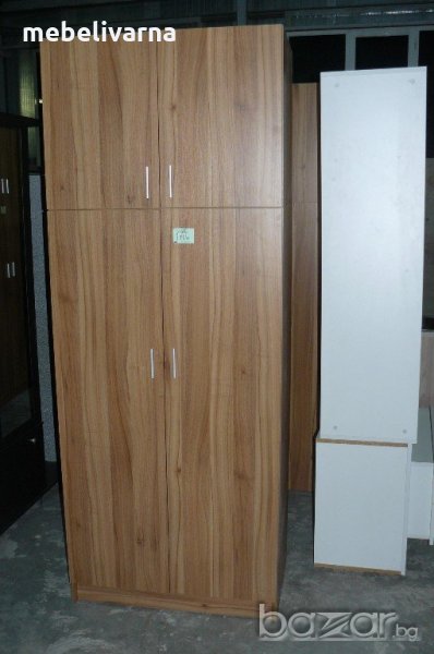 2 крилен гардероб с надстройка , снимка 1