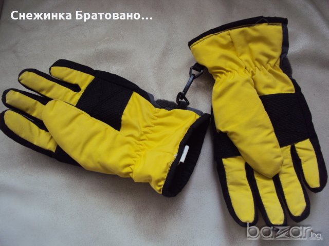 Детски оригинални скиорски ръкавици, снимка 1 - Шапки - 19532481