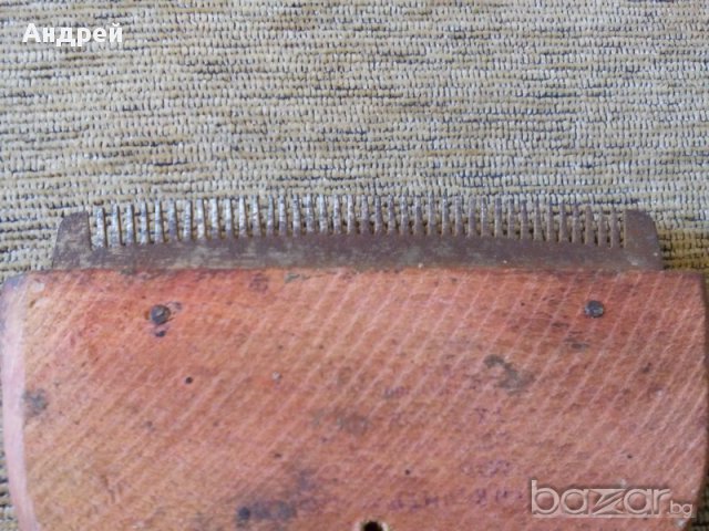 Старинно гребенче за добитък, снимка 3 - Антикварни и старинни предмети - 17993245