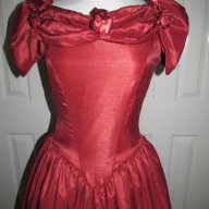Бална рокля във викториански стил вишнев цвят, снимка 15 - Рокли - 11690479