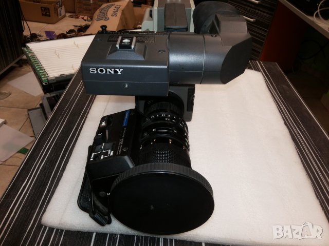 Видеокамера SONY DXC-1820P, снимка 3 - Камери - 23656871