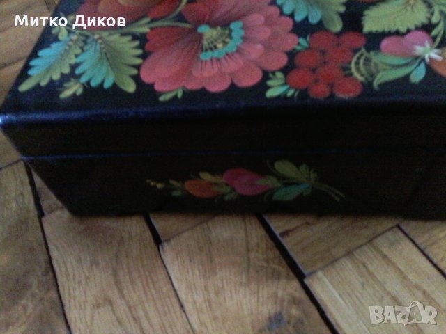 Бакелитова кутия стара за бижута ръчно рисувана, снимка 2 - Декорация за дома - 23311013