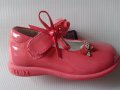 Детски обувки за момиче, бели и коралови- лачени с   естествена кожа, ортопедични