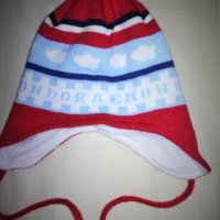 Детска зимна шапка , снимка 1 - Шапки, шалове и ръкавици - 22483079
