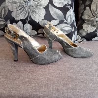 Дамски обувки, снимка 1 - Дамски обувки на ток - 24047495