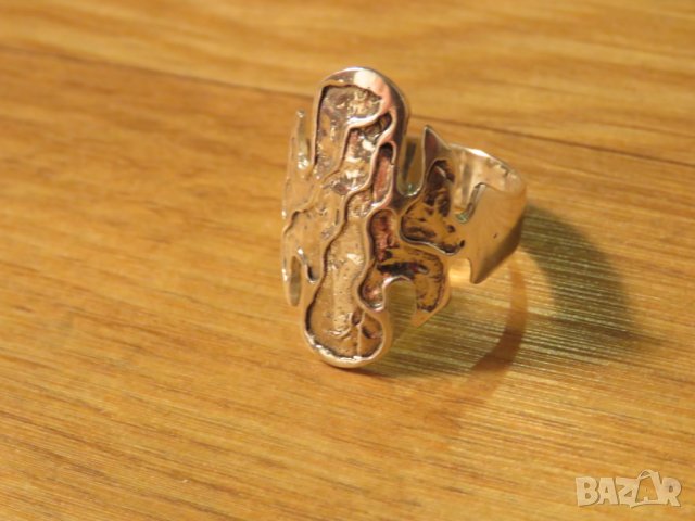 Дамски Сребърен пръстен - красив дизайнерски модел за ценители  -  стар внос от Щатите , снимка 1 - Пръстени - 24253167