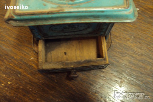 стара мелни4ка, снимка 2 - Антикварни и старинни предмети - 12700891