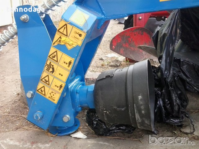 Ямокопател , ямкокопател , свредел , кардан ,трактор ( Полша) , снимка 6 - Селскостопанска техника - 11955561