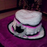 Ръчно плетени на 1 кука - шапки, свещници, калъфчета, ленти.. , снимка 1 - Чанти - 12966896