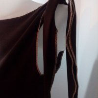 Уникалн блузка с един ръкав,голо рамо и бродерия, снимка 3 - Туники - 20314431