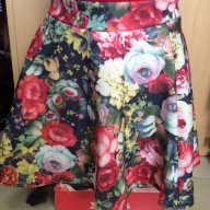 Кокетна цветна пола , снимка 1 - Поли - 10597950