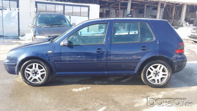 VW Golf 1.9 TDI 110, снимка 7 - Автомобили и джипове - 17962405