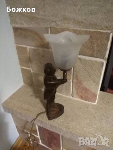Настолна нощна лампа бронз статуетка