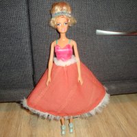 Красива кукла барби-Barbie, снимка 1 - Кукли - 25973366