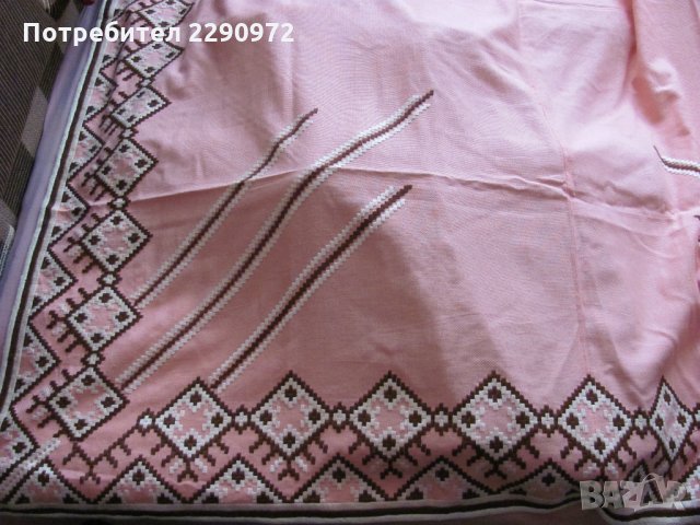 Покривка за маса - ръчно бродирана, снимка 5 - Антикварни и старинни предмети - 25482334