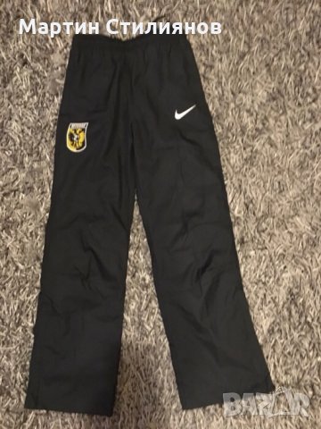 Nike юношешко долнище 128/137 