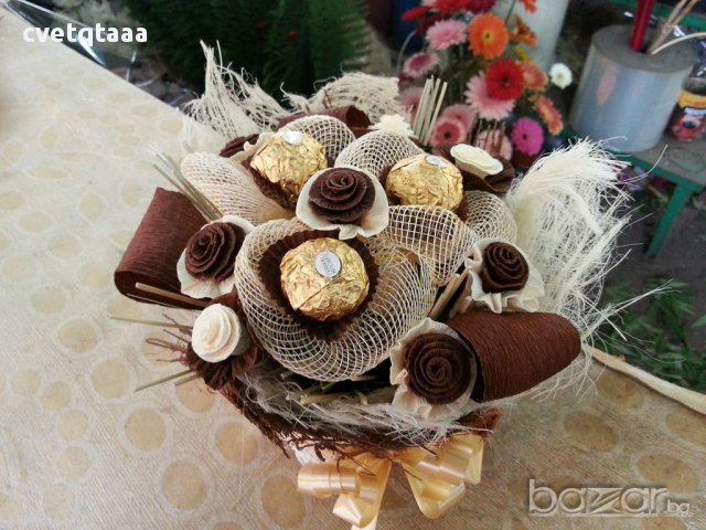 Букет със 3 луксозни шоколадови бонбона., снимка 1