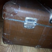 Старинен куфар, снимка 2 - Антикварни и старинни предмети - 23322154