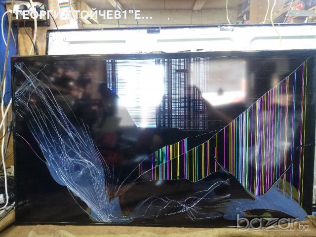 UA40H5500AW СЪС СЧУПЕН ПАНЕЛ