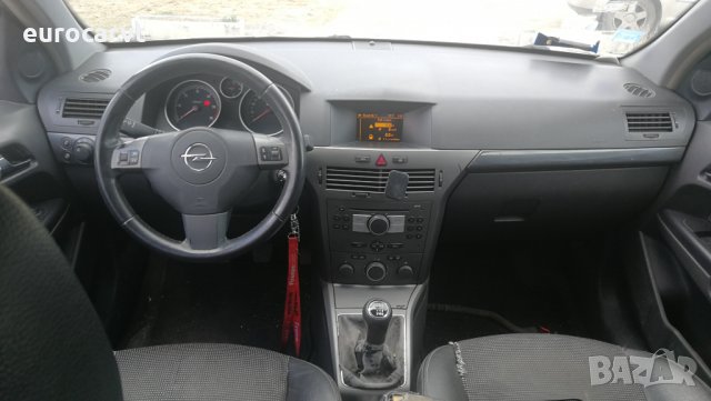 на части Opel Astra 1,9 CDTI, снимка 12 - Автомобили и джипове - 24607078