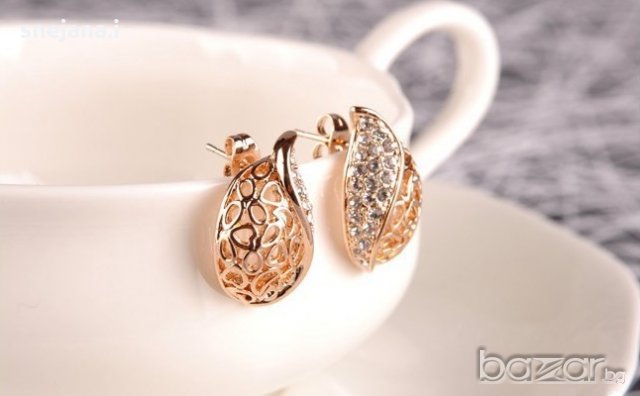 Нови обеци с камъчета, снимка 2 - Обеци - 20668630