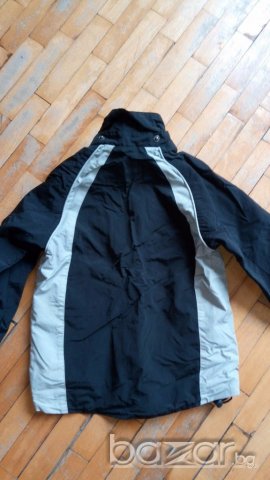 Детско яке, снимка 5 - Детски якета и елеци - 18535216