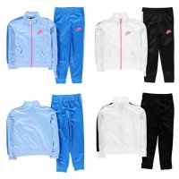 Nike Tricot Tracksuit 4-5 YRS,5-6 YRS,6-7 YRS Оригинал Код 906, снимка 1 - Други - 19470551