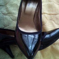 Черни лачени обувки - нови, снимка 1 - Дамски обувки на ток - 19334668