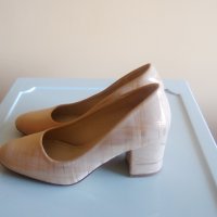 Продавам дамски обувки, снимка 3 - Дамски елегантни обувки - 22595055