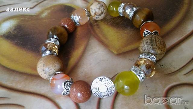  Гривна от естествени камъни, снимка 1