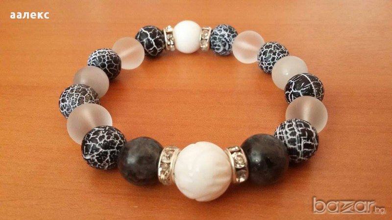 Ръчно изработена гривна от естествени камъни, снимка 1