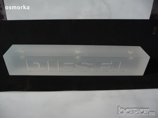 Diesel рекламна табела дънки чаосвници мода Дизел реклама
