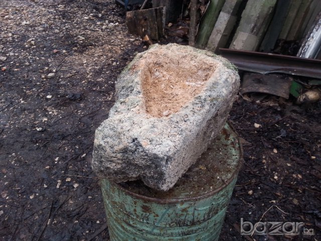  кашпи(саксии) от естествен камък (бигор) , снимка 5 - Саксии и кашпи - 9604048