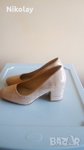 Продавам дамски обувки, снимка 3 - Дамски елегантни обувки - 22595055