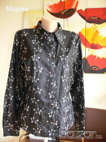 Копринена черна риза с бродирани рози като нова, снимка 4 - Ризи - 12704164