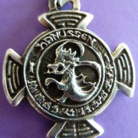 Античен сребърен кръст с дракон , снимка 1 - Колиета, медальони, синджири - 20873694