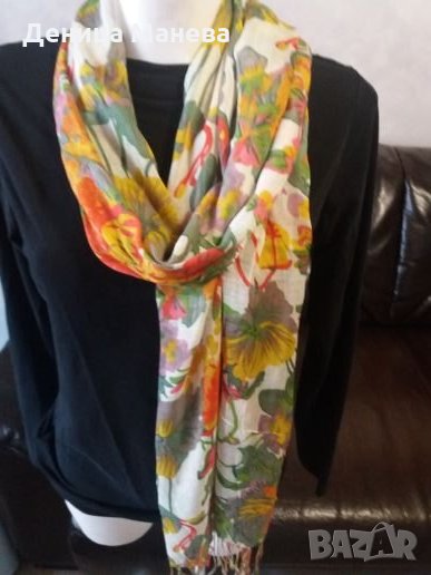 Дамски шал, снимка 1