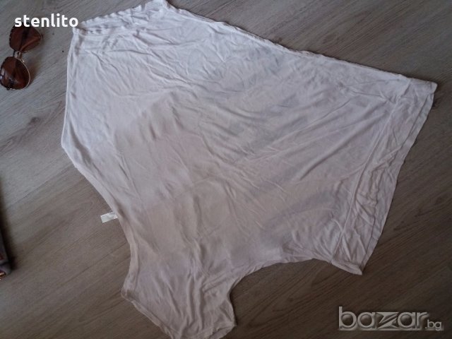 Дамска блуза Bershka BSK, снимка 5 - Тениски - 18918569