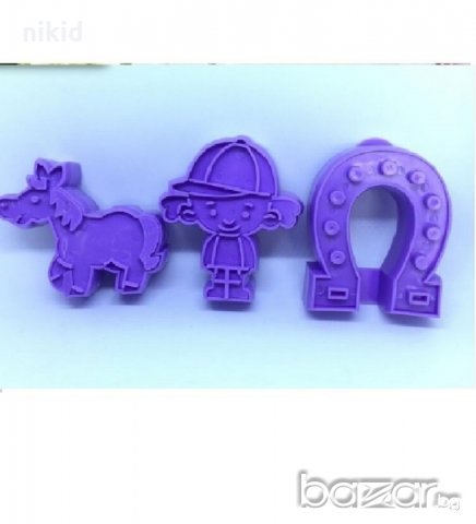 кон дете подкова 3 пластмасови релефни резци форми за сладки бисквитки фондан резец форма