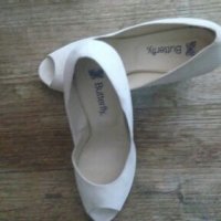 Елегантни обувки, снимка 2 - Дамски елегантни обувки - 26017435