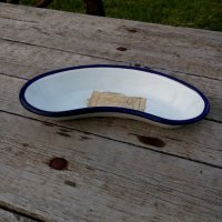 Стара емайлирана чиния, снимка 1 - Други ценни предмети - 25886710