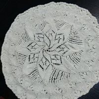 Продавам покривки плетени на 5 куки, снимка 4 - Декорация за дома - 16835687