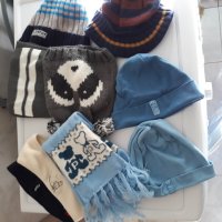 Шалове, шапки, ушанки за момчета на 4-6 годинки - по 2 лв., снимка 1 - Шапки, шалове и ръкавици - 22849169